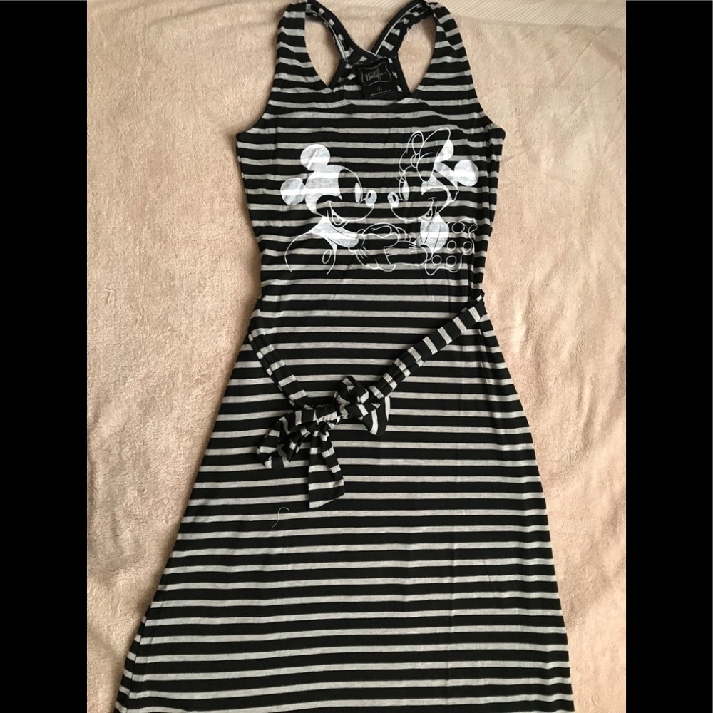⭐️⭐️ Disney Long striped Dress ⭐️⭐️